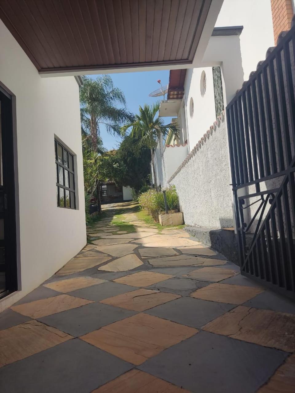 Vila Da Praca Pousada Capitólio エクステリア 写真
