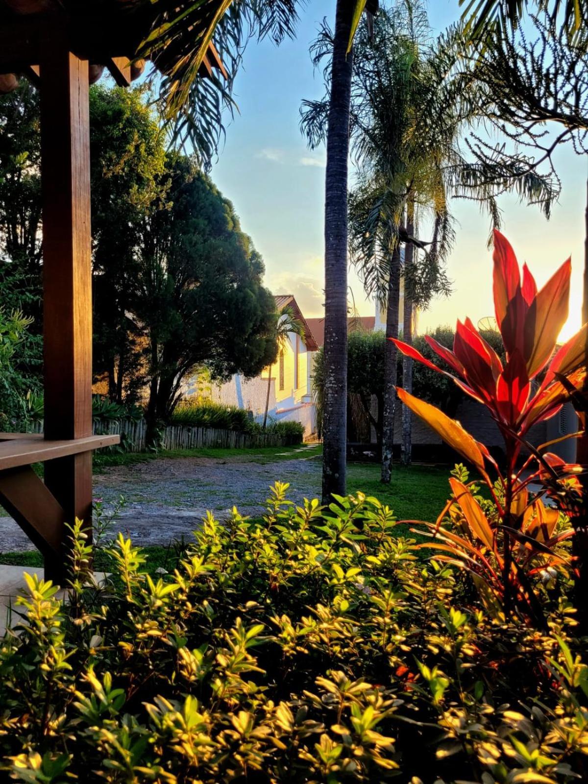 Vila Da Praca Pousada Capitólio エクステリア 写真